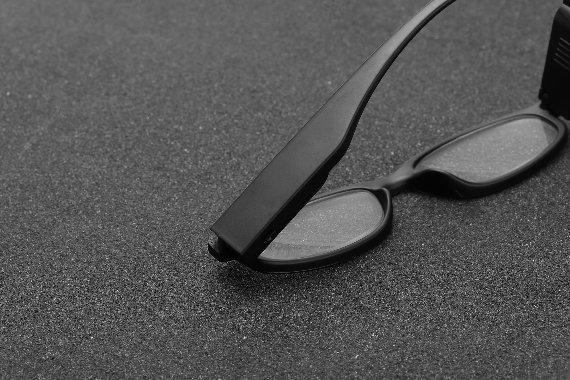 LK002小老花LED帶燈開關(guān)